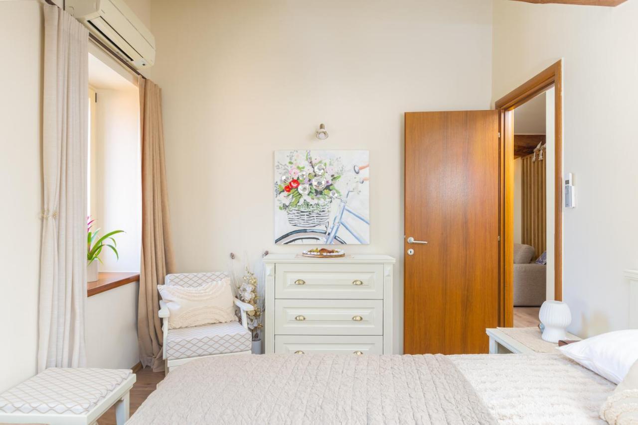 Exclusive Seafront Bacchus Apartment Porec Bagian luar foto
